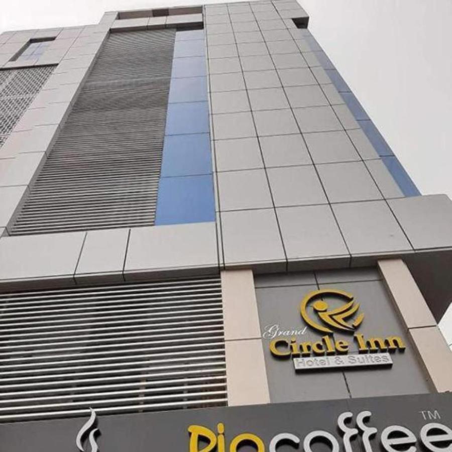 Outer Circle Inn Dhaka Extérieur photo