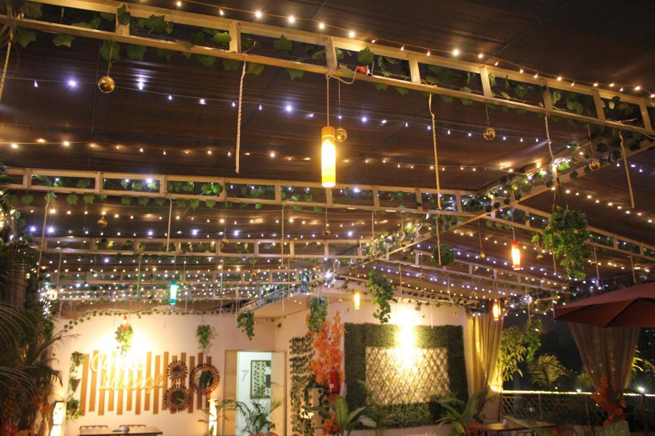 Outer Circle Inn Dhaka Extérieur photo
